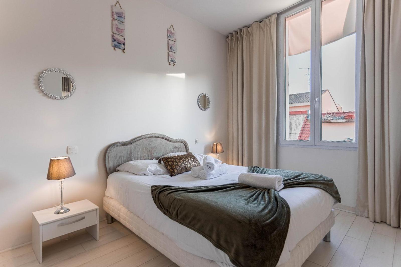Duplex Jaures - Center, Ac, 10mn From Palais